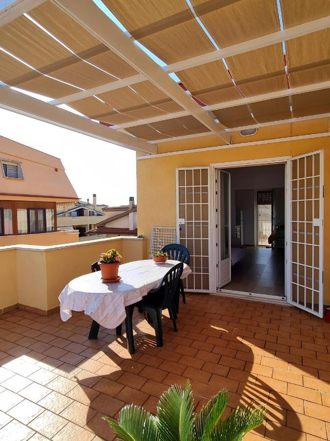 Attico Con Terrazzo Relax Apartment Ладисполи Екстериор снимка