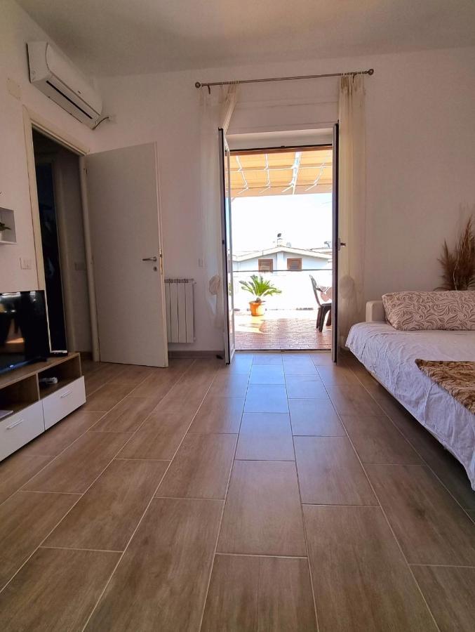 Attico Con Terrazzo Relax Apartment Ладисполи Екстериор снимка